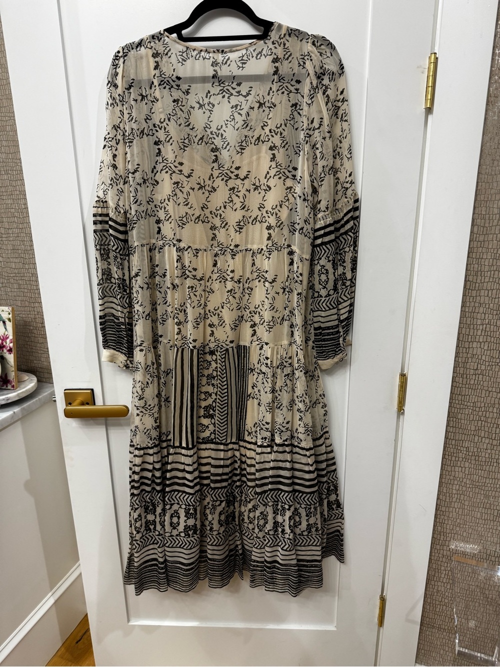 NWOT Anthropologie Tiered Midi Dress in Cream and Black Botanical Print - Picture 3 of 6
